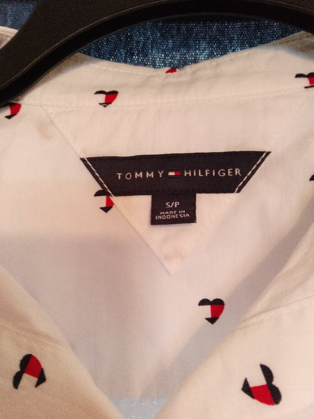 Tommy Hilfiger Hearts Button Down, size PS